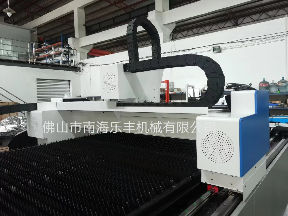 樂豐激光切割機